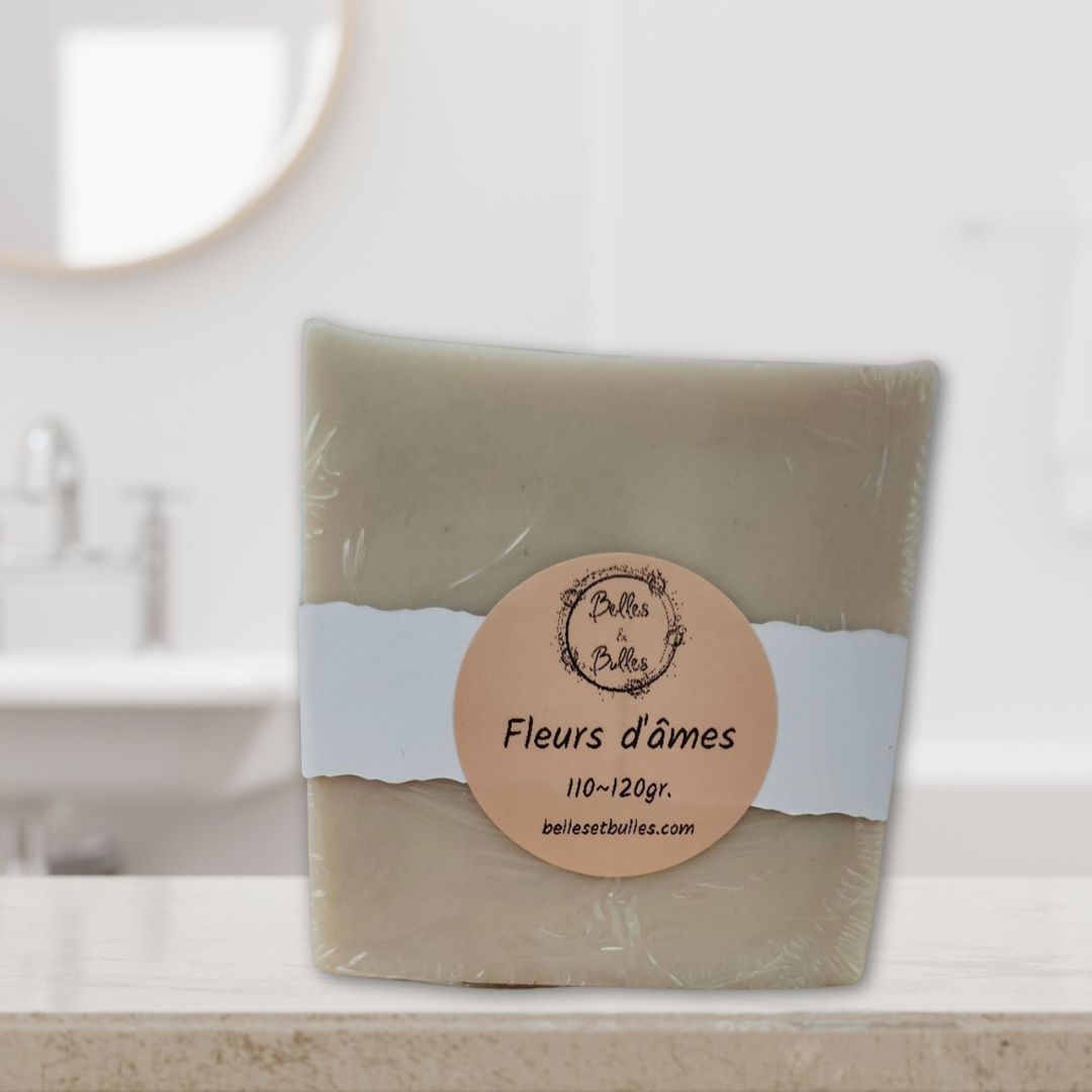 Fleurs d’âmes – Savon apaisant au parfum floral délicat