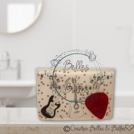 Guitare et médiator