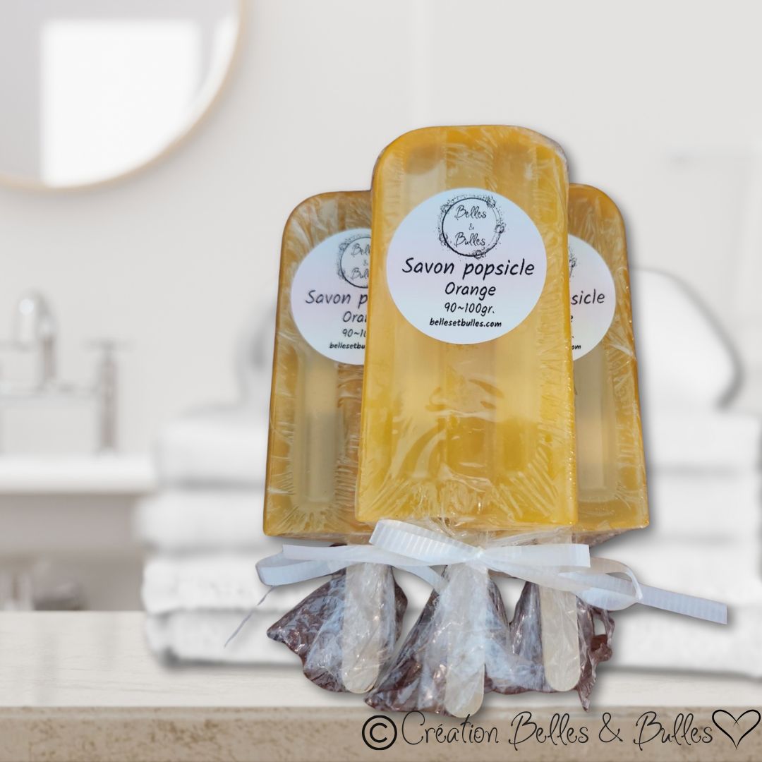 Popsicle Fruité – Savon en forme de sucette glacée aux fruits juteux
