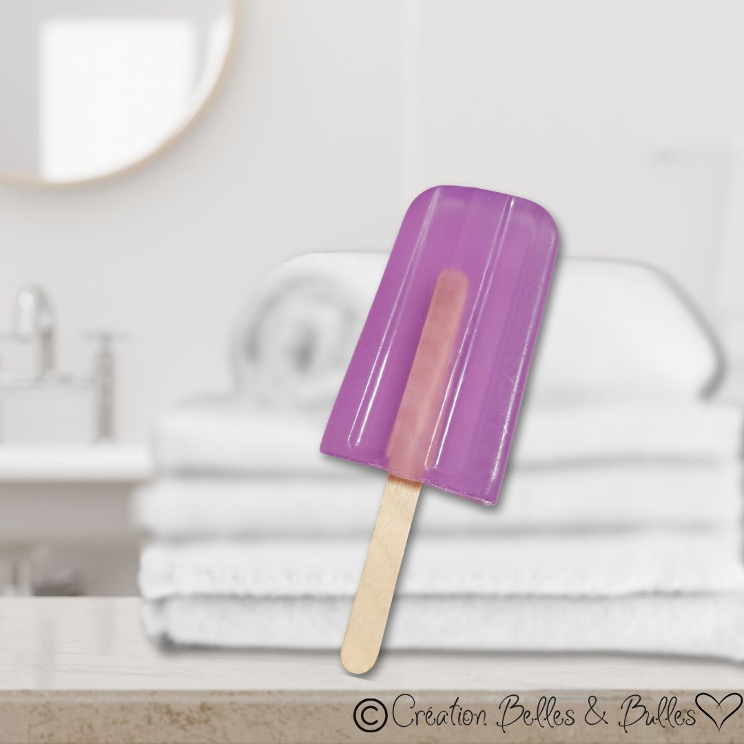 Popsicle Fruité – Savon en forme de sucette glacée aux fruits juteux