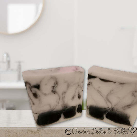 Élégance en Complet – Savon parfum boisé et musqué pour homme