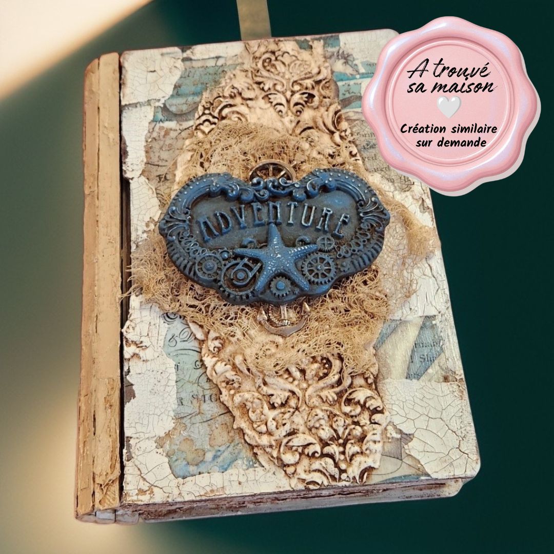 Boîte Secret en Bois Style Livre Altéré