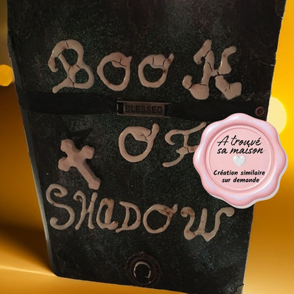 Boîte Grimoire Mystique en Livre Altéré – Création Unique Book of Shadows