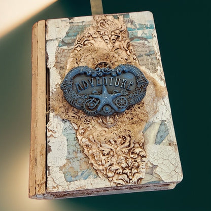 Boîte Secret en Bois Style Livre Altéré