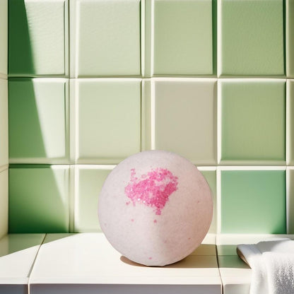 Bombe de Bain Bulles de Douceur – Explosion de plaisir et parfum gourmand