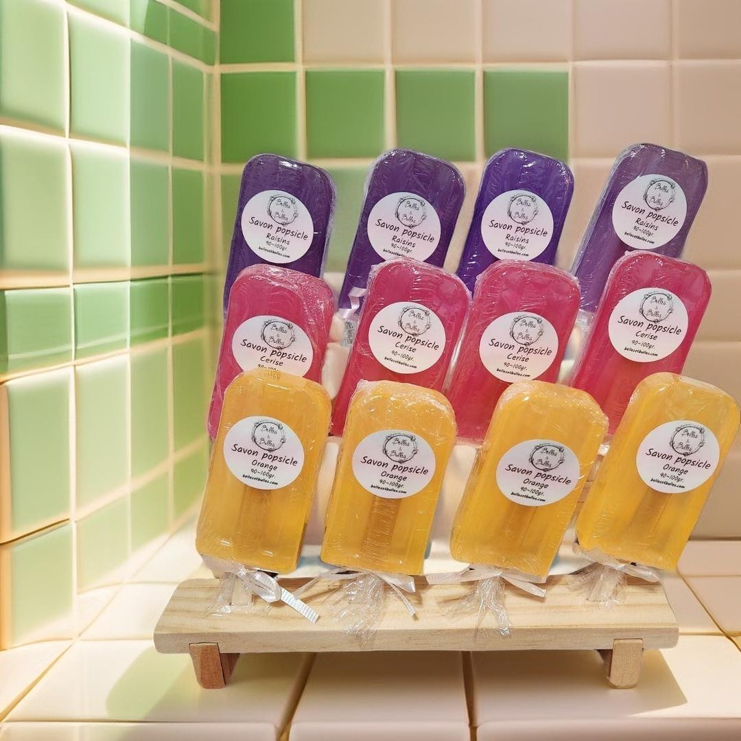 Popsicle Fruité – Savon en forme de sucette glacée aux fruits juteux