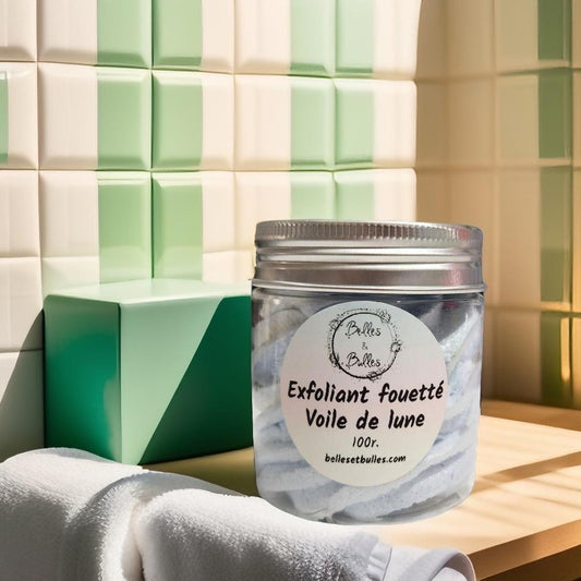 Exfoliant Fouetté Voile de Lune – Soin 2 en 1 exfoliant et parfumé