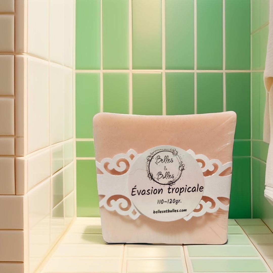 Évasion Tropicale – Savon fruité pour une douche paradisiaque