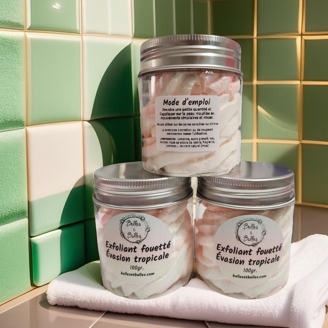 Exfoliant Fouetté Évasion Tropicale – Soin 2 en 1 parfumé aux fruits tropicaux