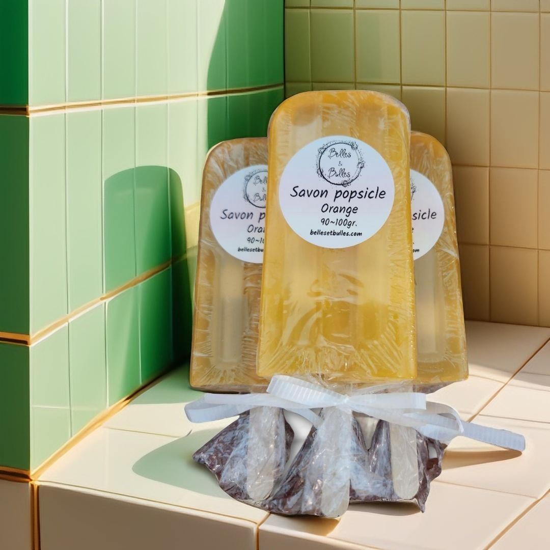 Popsicle Fruité – Savon en forme de sucette glacée aux fruits juteux