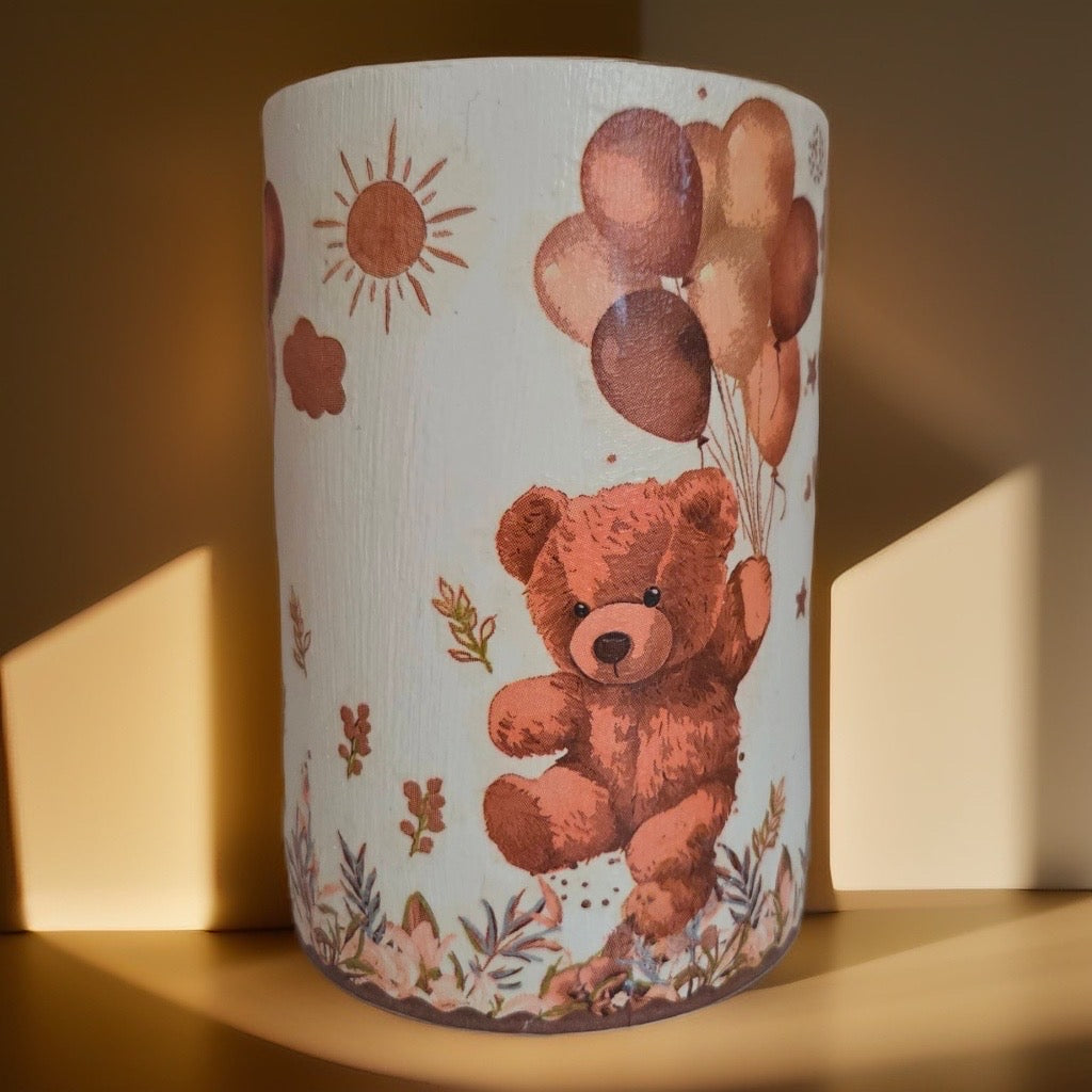 Vase Décoratif Enfantin – Création Unique Faite Main